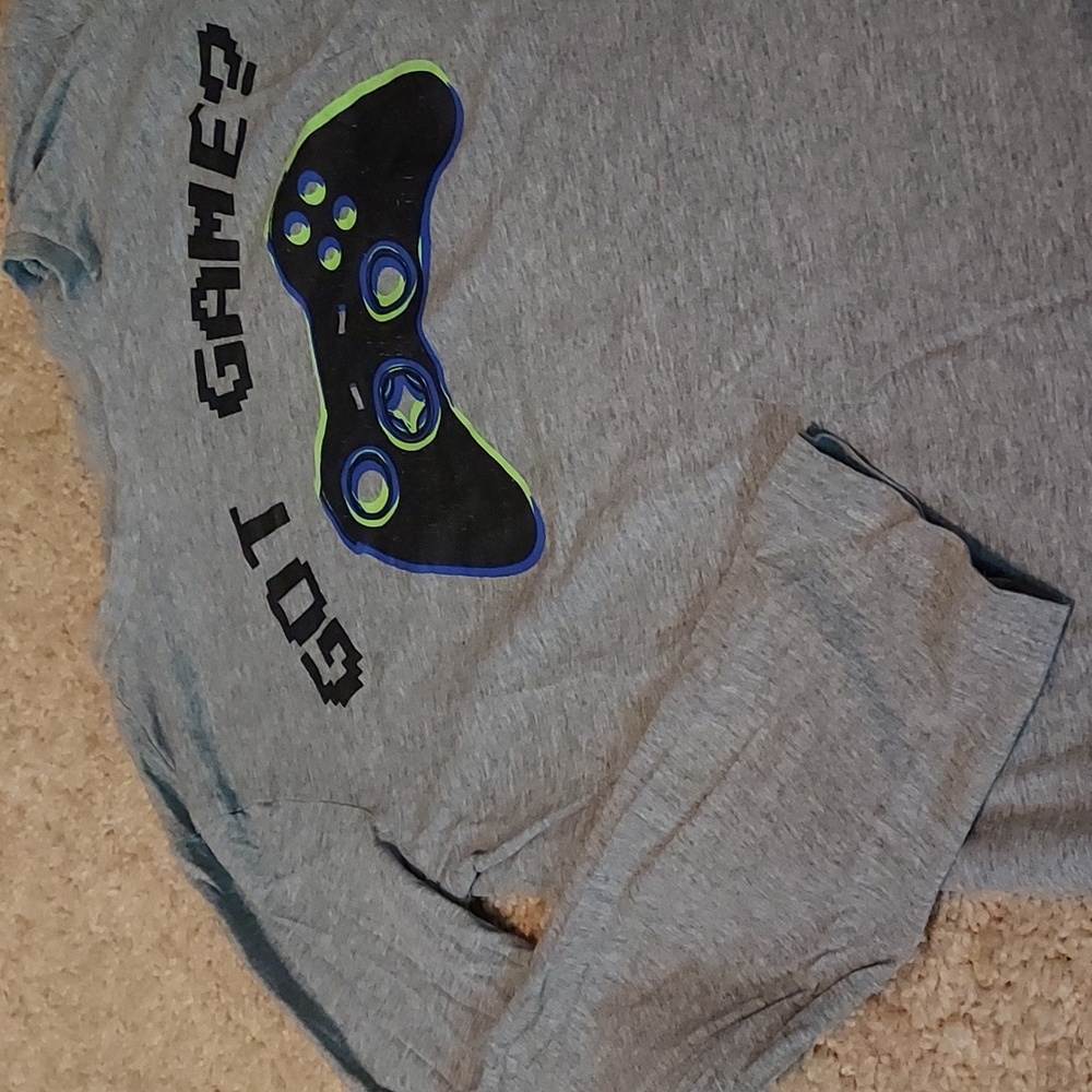 Gamer size 14/16 Tshirt